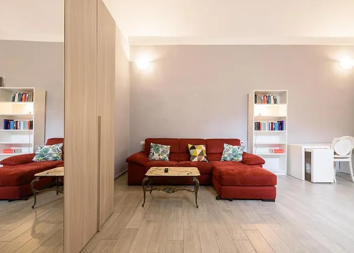 Via Atri 37 * Nápoles