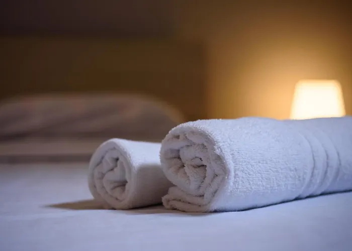 Apartamento Via Atri 37 *