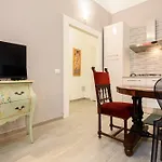 شقة Via Atri 37 *